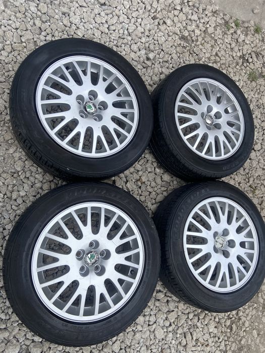 Alufelgi koła orginalne Skoda . VW Audi 16-5x112 z oponami