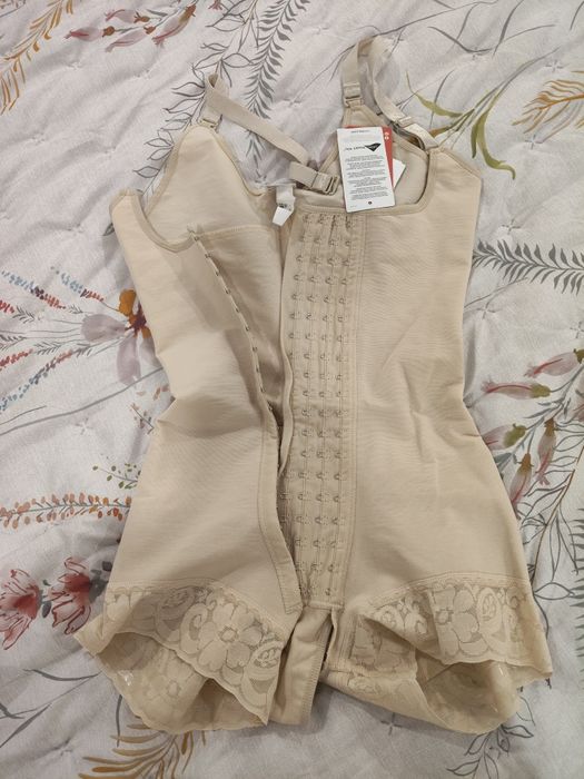 Faja MariaE Ref. 9334 – Tamanho M – nova com etiqueta