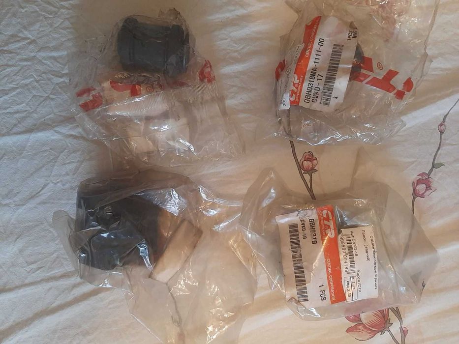 Продам НОВЫЕ передние саленблоки на Ланос