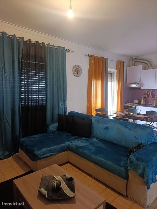 Apartamento T2  Laranjeiro - Almada
