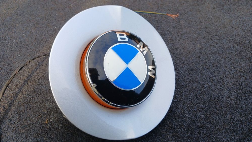 Оптика для автомобіля bmw z4 e85. Є одна фара до toyota camry v50