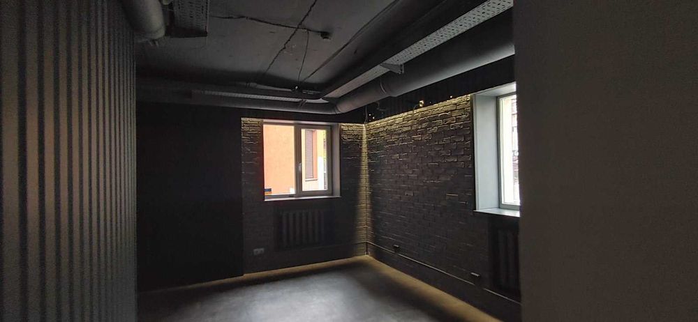 Оренда по Червоній Лінії - м. Ярослава Мудрого (Пушкінська)