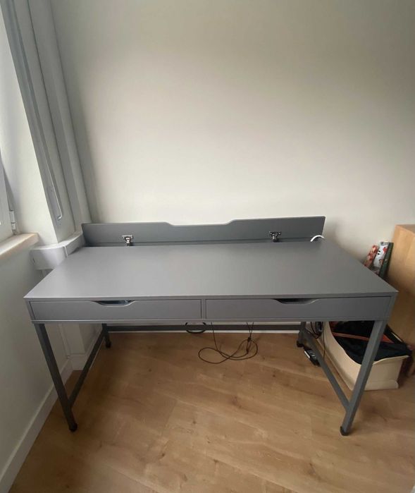 Secretária ALEX da IKEA em cinzento escuro, 132×58 cm
