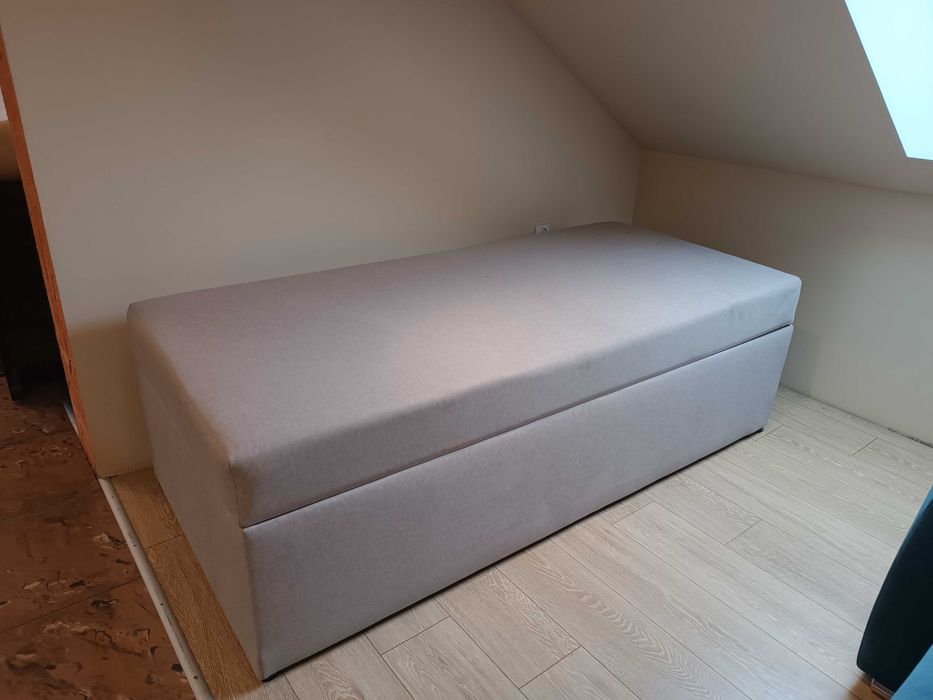 Nowy Tapczan 1 osobowy z Pojemnikiem- Tkanina, -50% Outlet