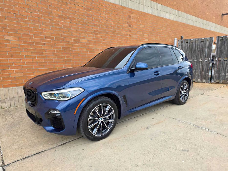 BMW X5 xDrive50i      2019