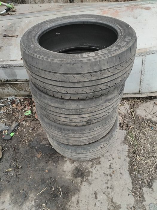 Продам гуму 225,50,17. Б, у
