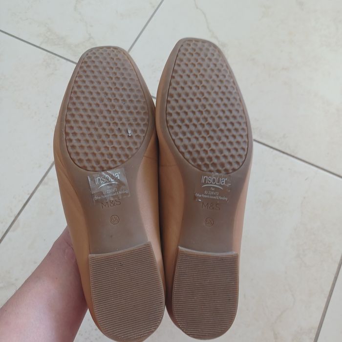 Buty Marks&Spenser skórzane super miękkie nowe 40