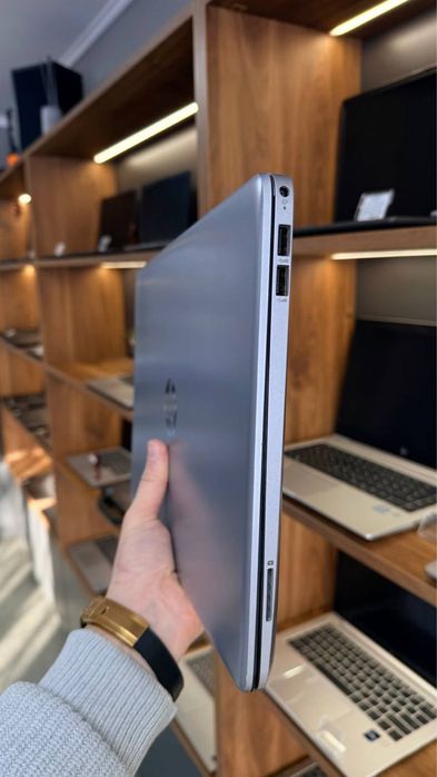 Ноутбук: HP 250 G8 16/512