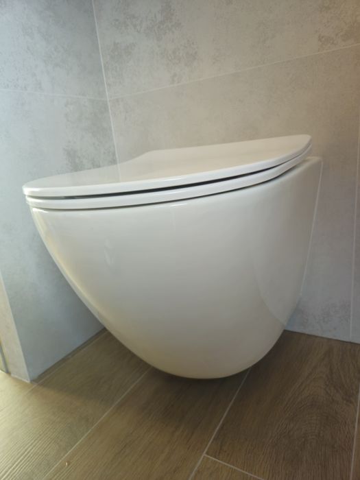 Miska WC wisząca, Lavita Sinto