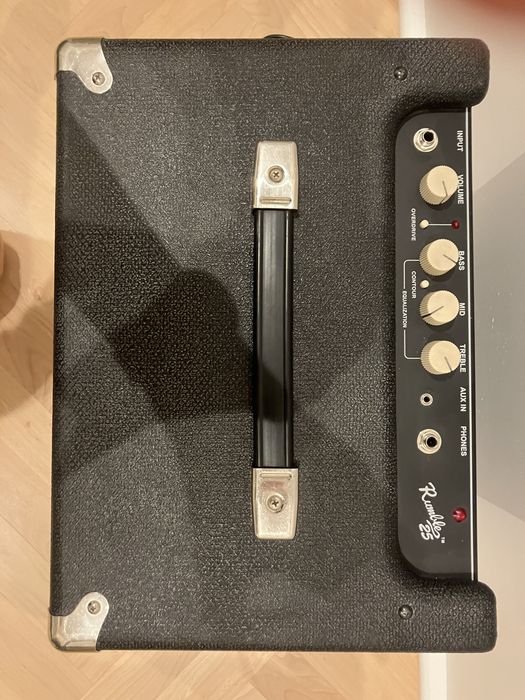 Fender Rumble 25 V3 wzmacniacz basowy