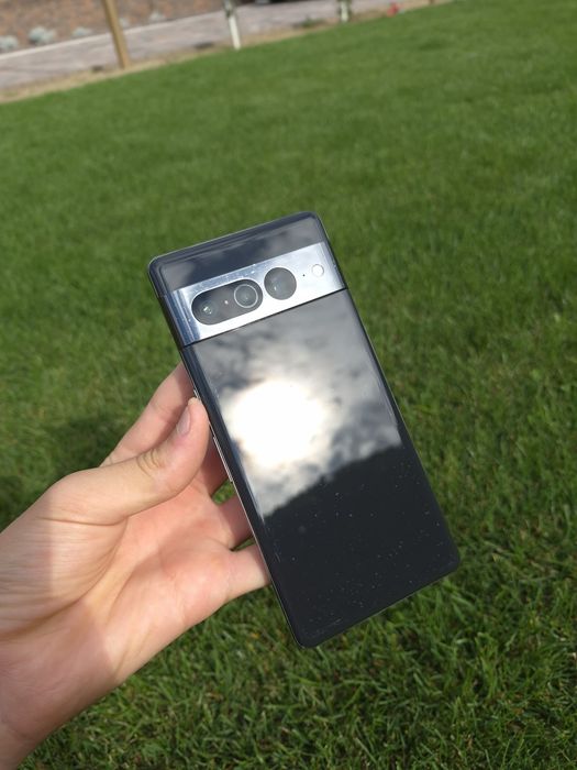 Обмін на будь-що,Pixel 7 pro 12/128gb neverlock