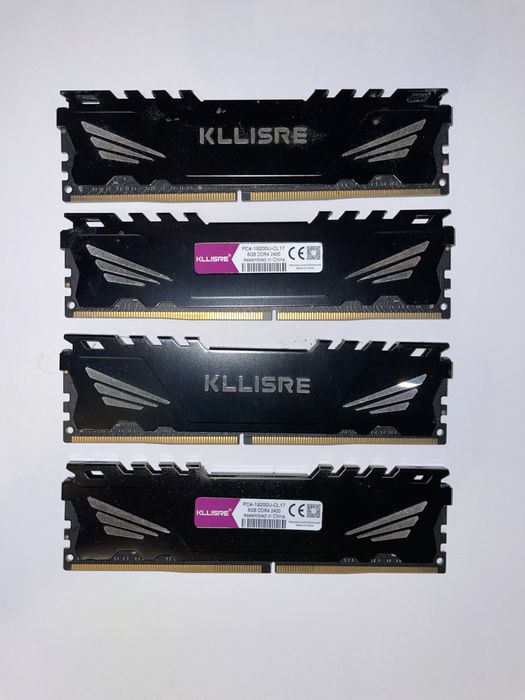 Pamięć RAM DDR4 32 GB (4x8 GB) - 2400 MHz, sprawne, komplet