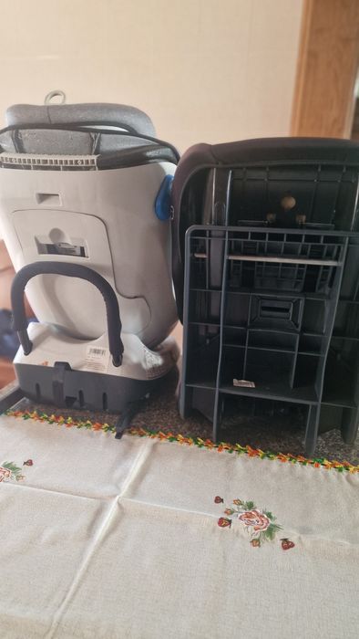 Cadeiras auto  com todo o material