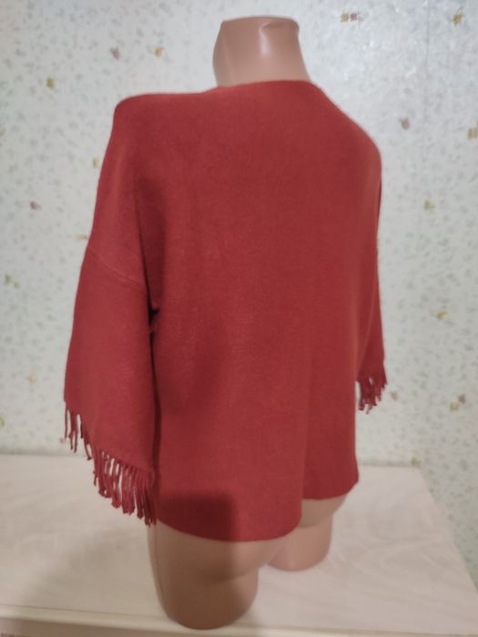 Продам теплую кофту свитер с коротким рукавом женская р М