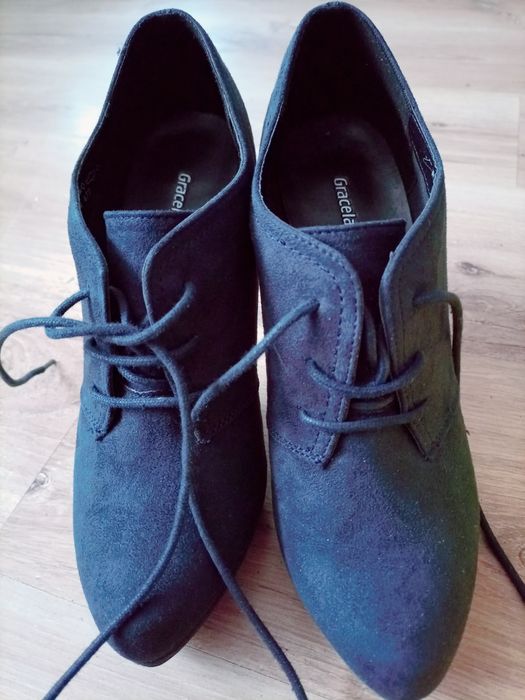 Botki granatowe graceland