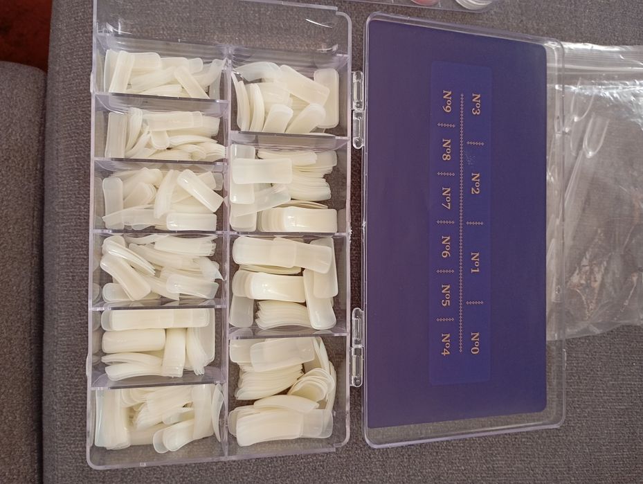 Caixa de Tips para unhas