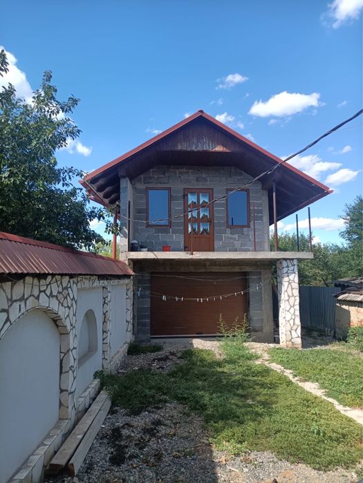 Продаж будинку в Береговому