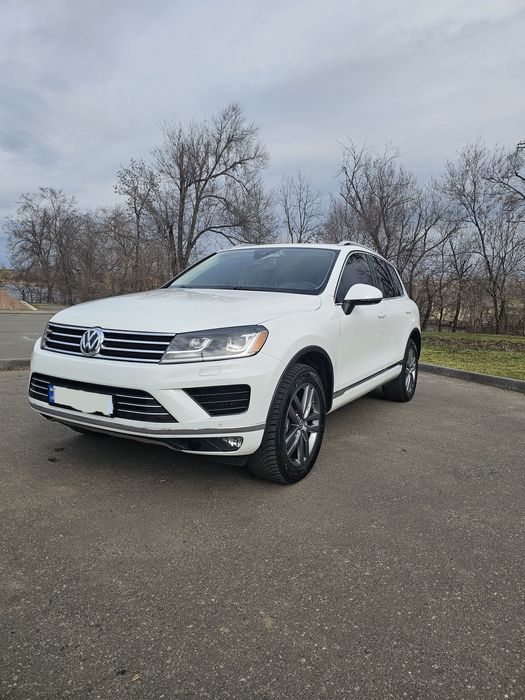Продам Touareg 2016