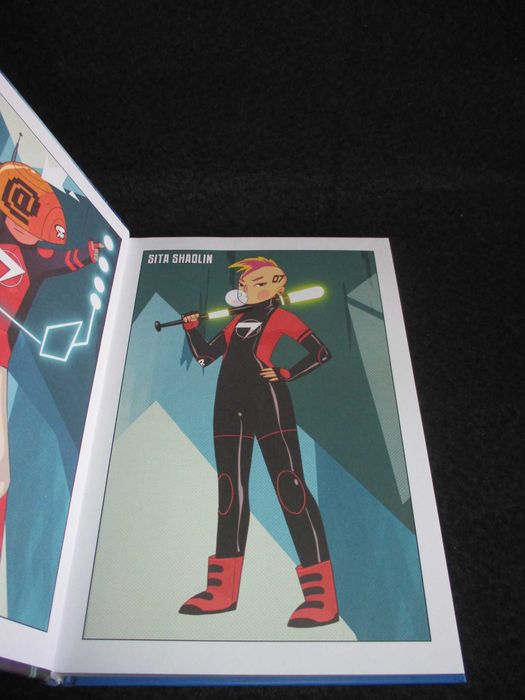 Livro BD Striker Force 7 Cristiano Ronaldo