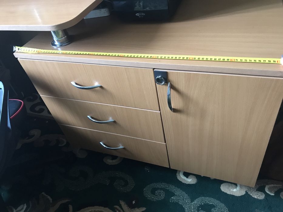 Продам письменный дизайнерский стол