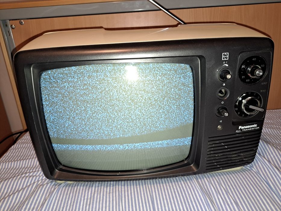 Tv preto e branco Panasonic