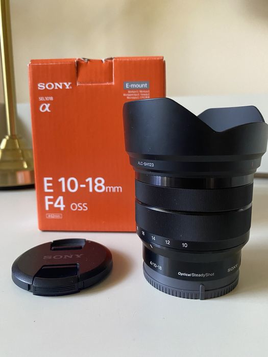 Zestaw Sony A6400 + 2 obiektywy, statyw, dodatki– jak nowy