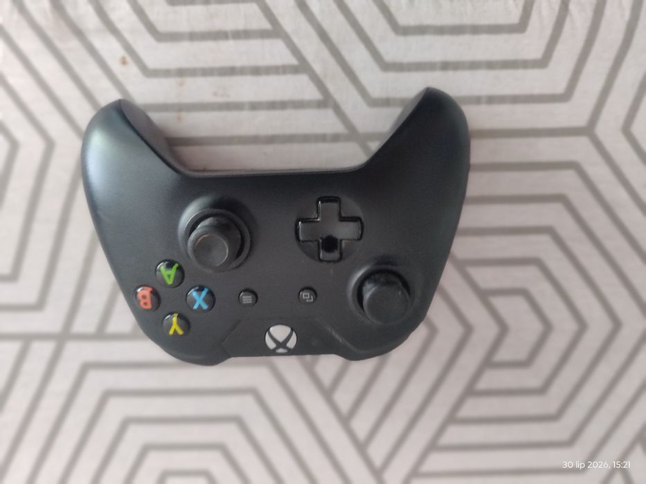 Xbox one model 1540