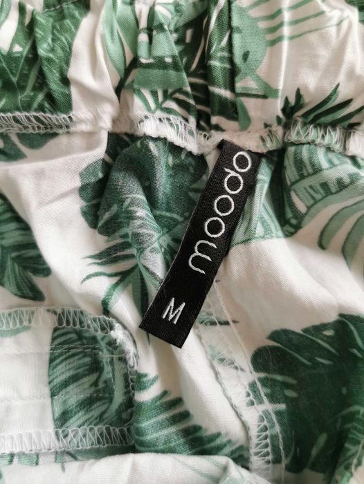 Bawełniane szorty w liście