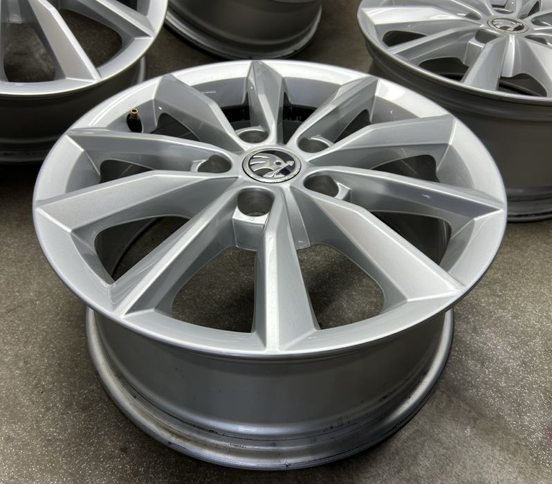 Диски R16 5 112 et46 J6.5 Оригінал Skoda Octavia a7 a5 шкода