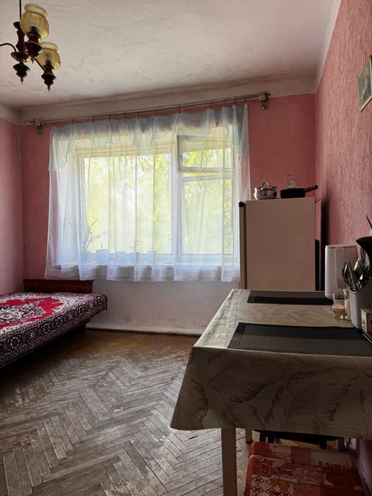 Продаж однокімнатноі квартири в м.Ужгород