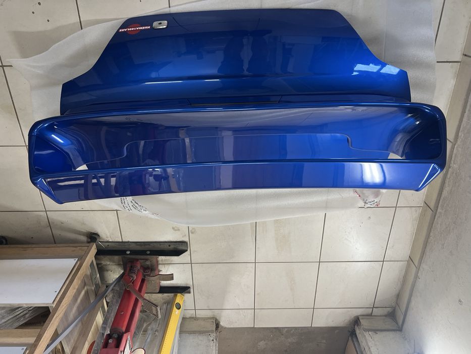 Klapa ze spojlerem subaru impreza