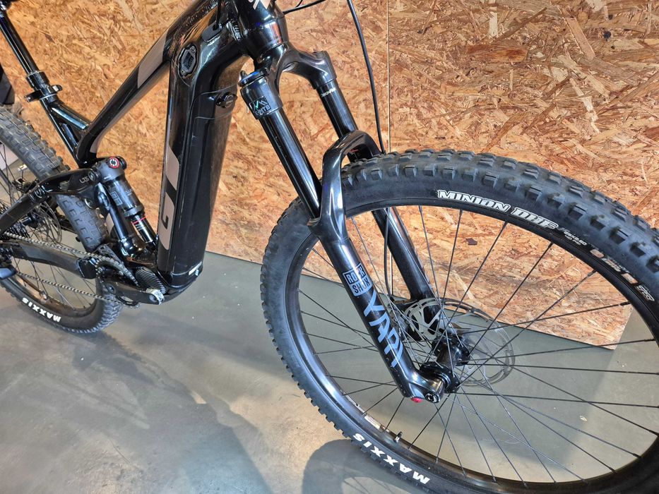 Bicicleta eléctrica e-bike GT e-Force
