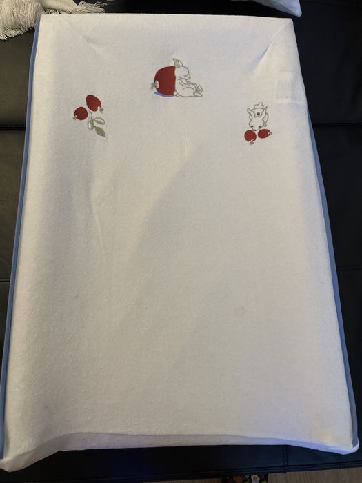 Muda-fraldas 48x74 ikea