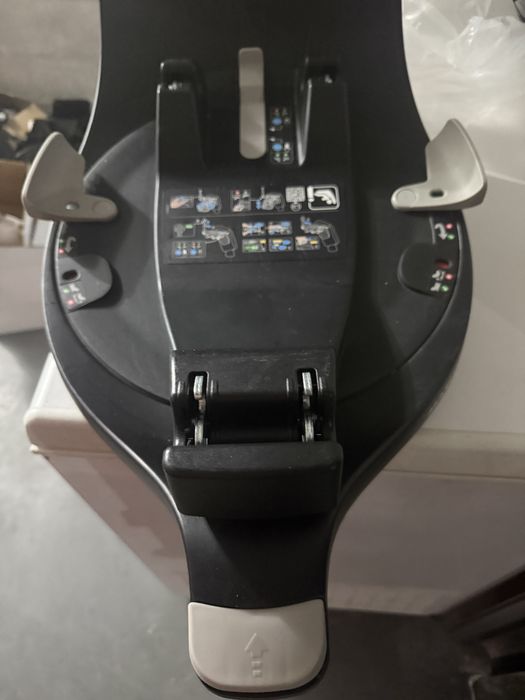 Carro bebe  MAXI-COSI como novo . Usado 3-4 meses