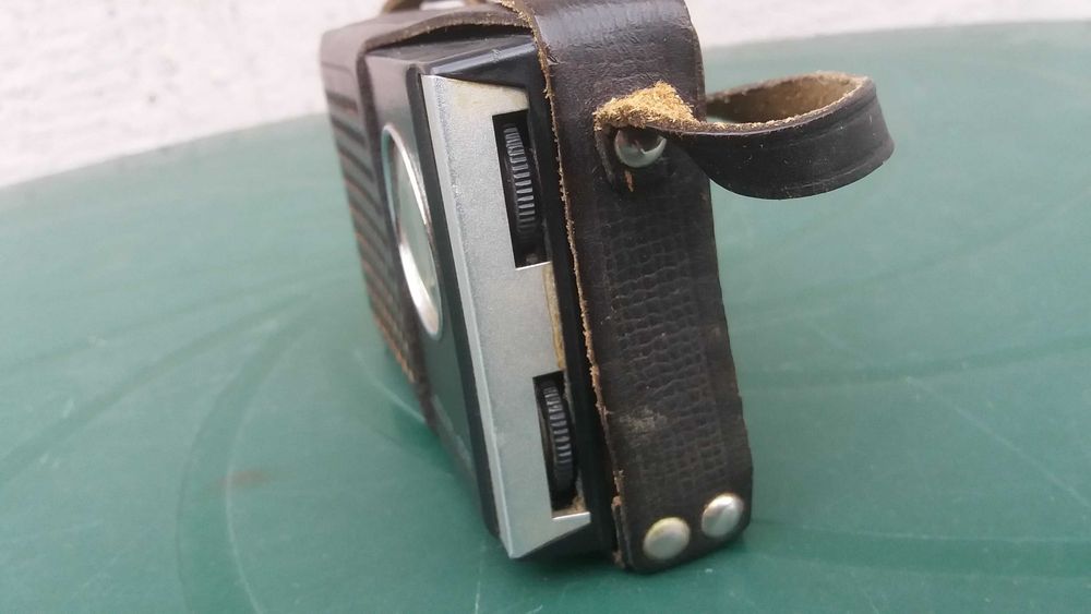 1970-te     Radyjko   '' NEYWA '' 402  ,made in USSR