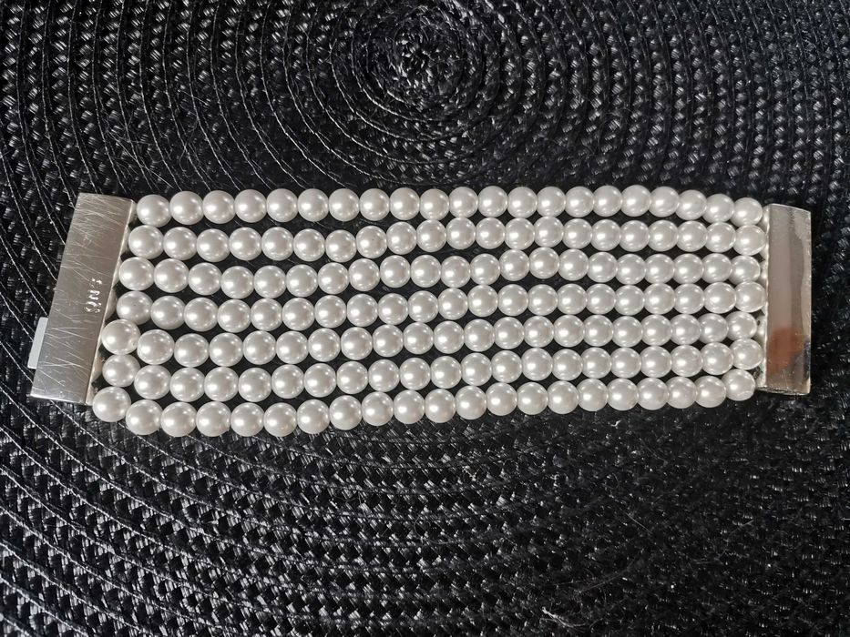 Branzoletka z pereł SNO