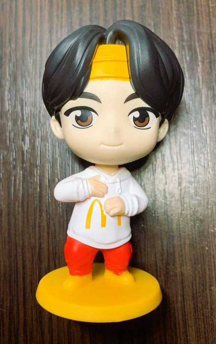 Фігурка Джин Jin з гурту BTS (TinyTAN) McDonald's Макдональдс