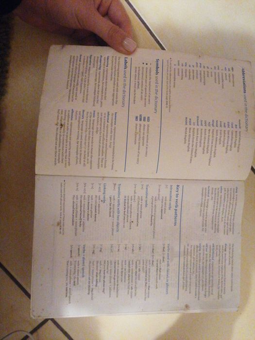 Vendo Dicionário64750946716547123