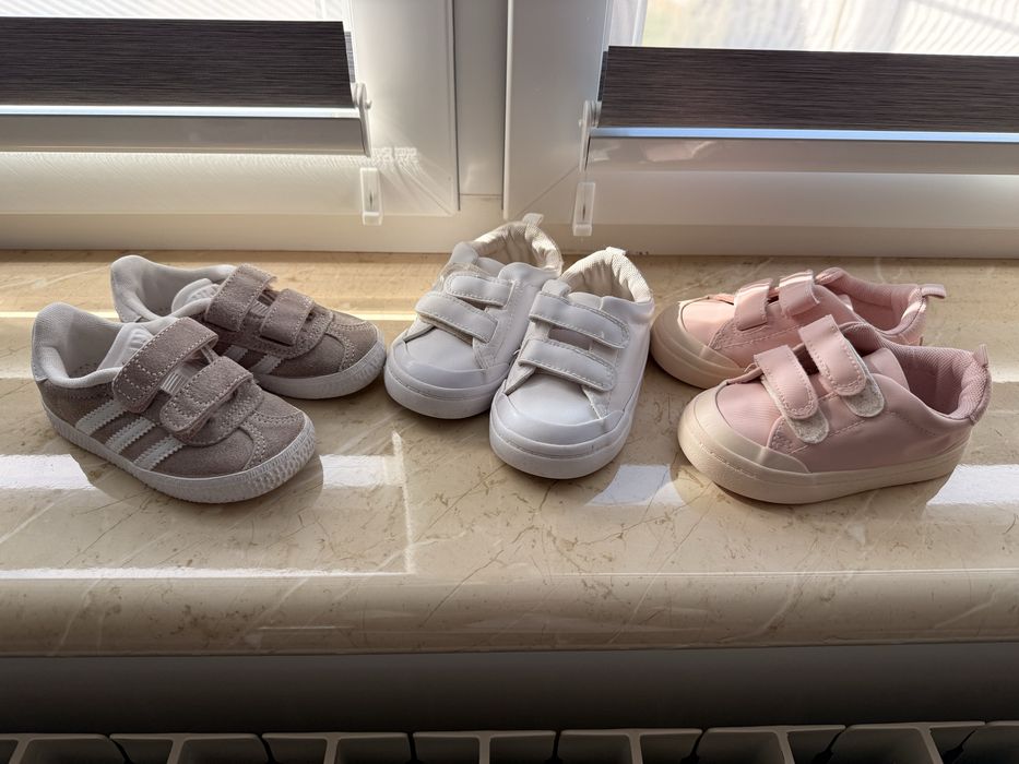 Кросівки дитячі adidas