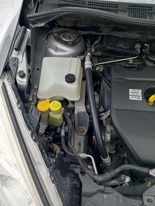 Mazda 5. 2011. 2.5 АКПП