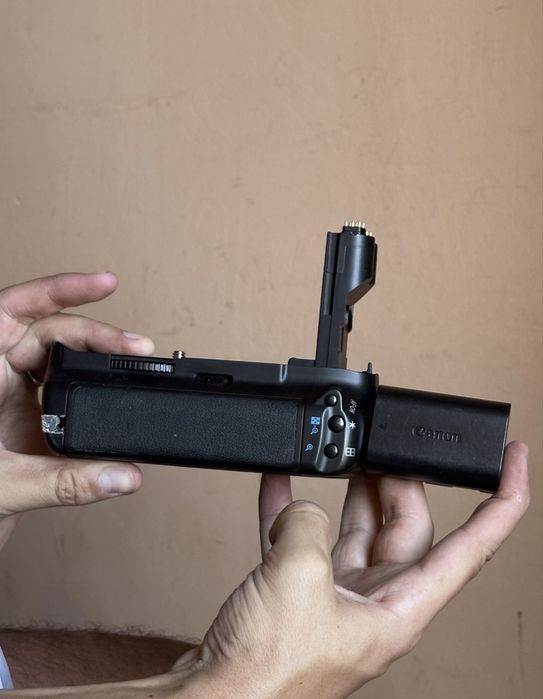 Punho e Bateria para Canon 7D