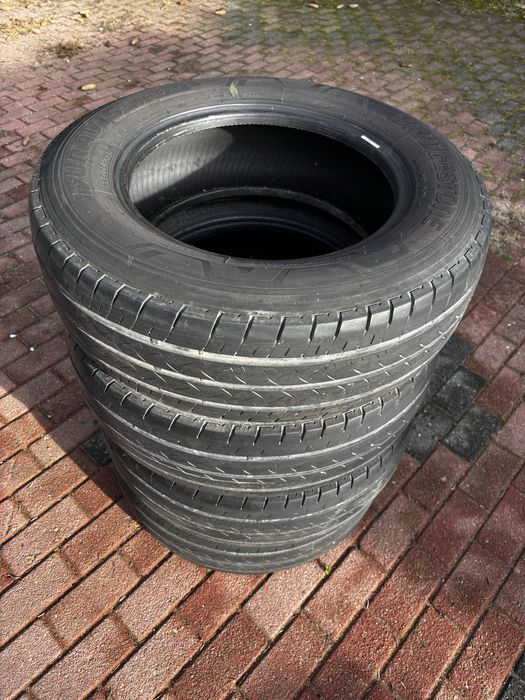 Opony 225 65R16 Bridgestone Duravis