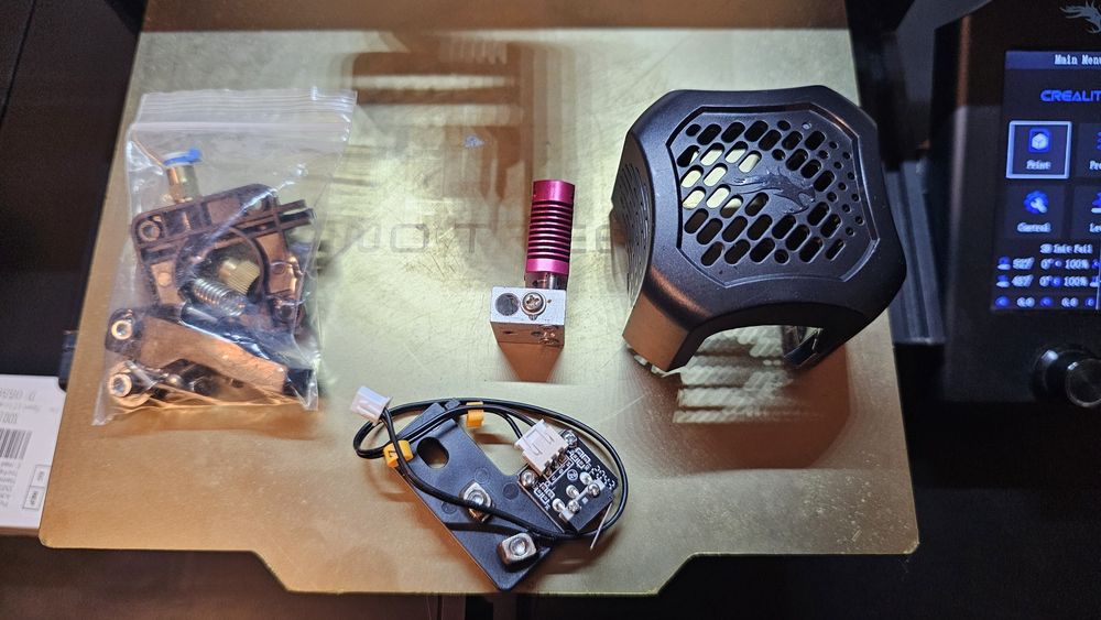 Impressora 3D Creality Ender 3 V2 com upgrades