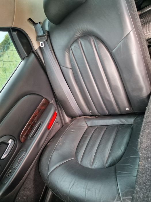 Pozostałości po chrysler 300M
