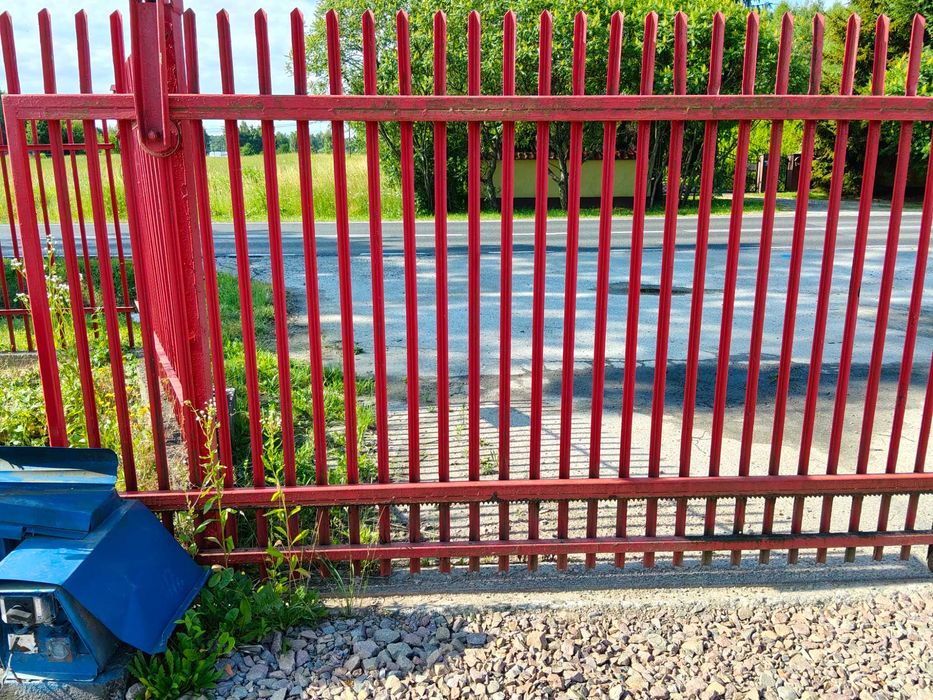 Brama Wjazdowa + Panele