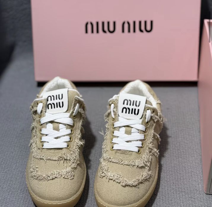 кросівки miu miu 35-40