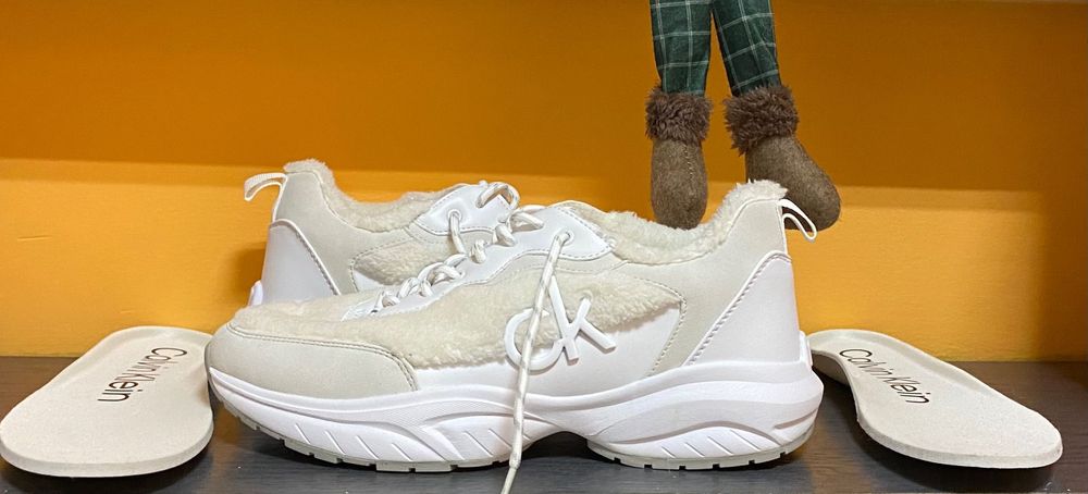 Buty Calvin Klein nowe w rozmiarze 41 damskie