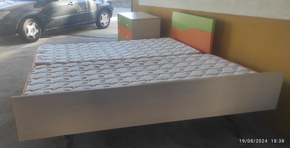 Cama/cómoda de criança