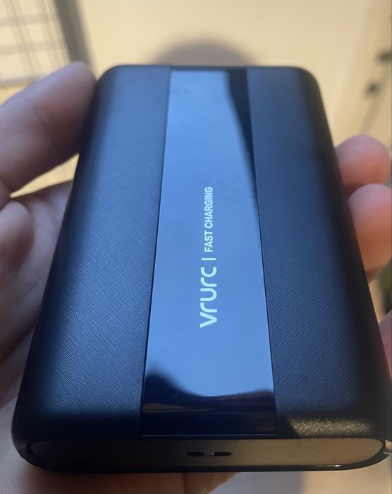 Продам повербан Vrurc 20000mAh