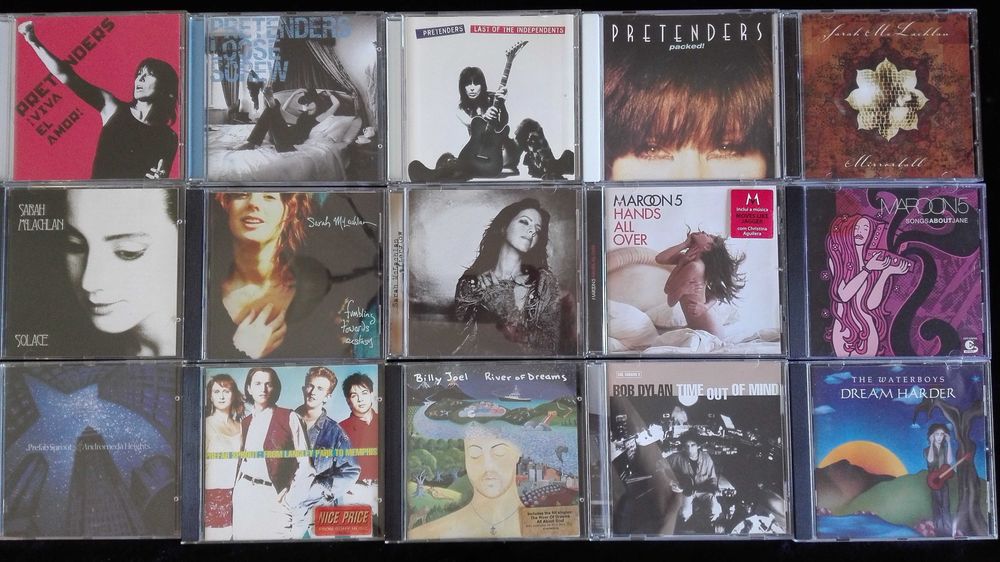 CDs Bryan Adams, Sade, Marron 5, David Bowie e outros